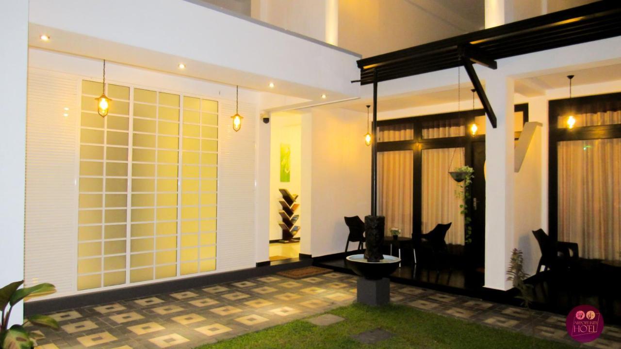 Airport Faith Hotel Katunayaka Esterno foto