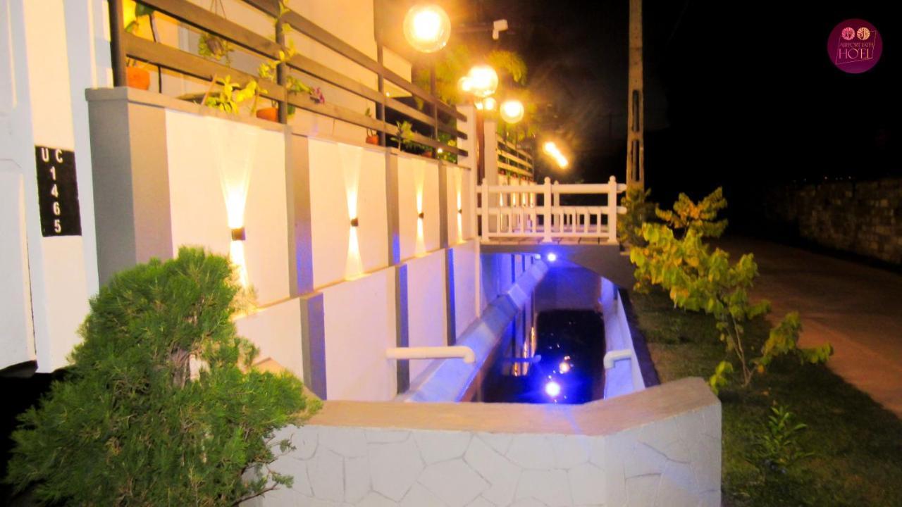 Airport Faith Hotel Katunayaka Esterno foto